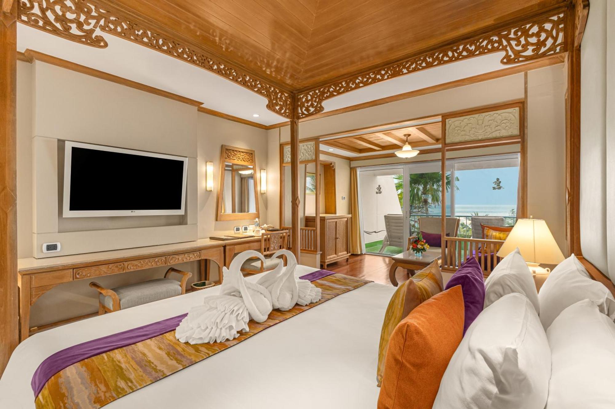 รอยัล คลิฟ บีช เทอเรซ พัทยา Hotel Pattaya ภายนอก รูปภาพ